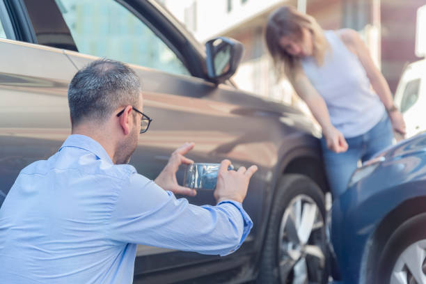 Professional Commercial Auto Insurance technician working in Walthourville, GA